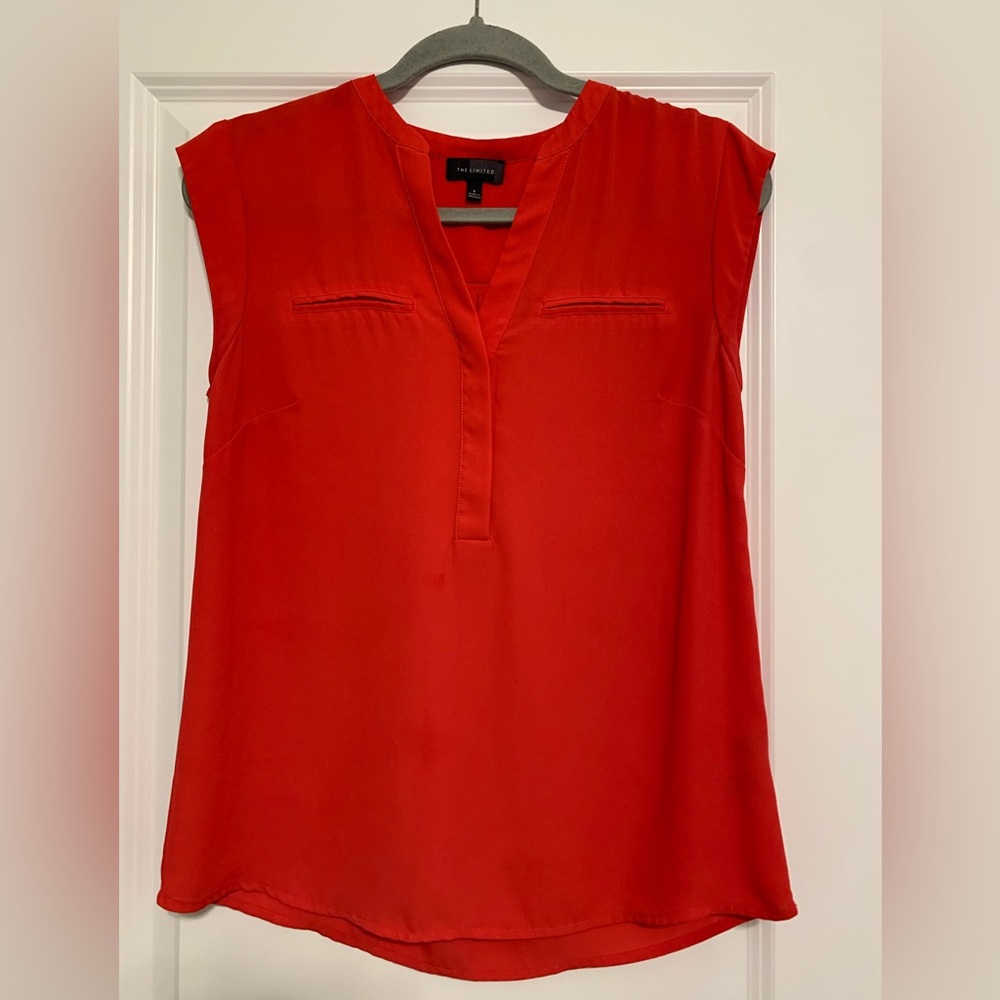 The Limited Red Ballet‎ Neck Blouse Size Small